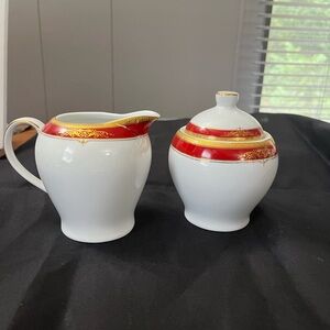 Vintage Royal Scotland cream & sugar set, good condition , red/white/gold
